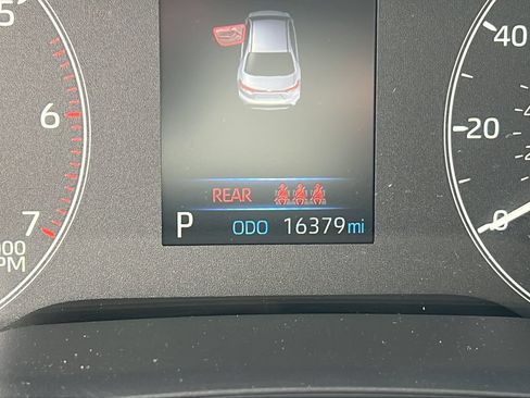 Certified 2025 Toyota Corolla LE FWD image 22