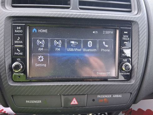 Used 2025 Mitsubishi Outlander Sport AWD image 17