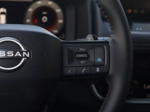 New 2026 Nissan Rogue Platinum AWD/4WD image 9
