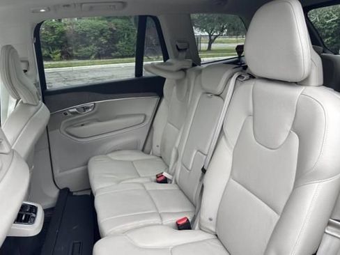Used 2023 Volvo XC90 B5 Plus w/ Protection Package Premier AWD/4WD image 6