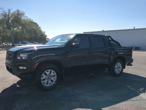 Certified 2024 Nissan Frontier SV w/ SV Convenience Package image 8