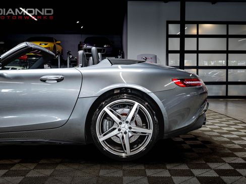 Used 2020 Mercedes-Benz AMG GT Roadster image 14