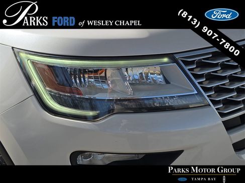 Certified 2018 Ford Explorer Platinum image 6
