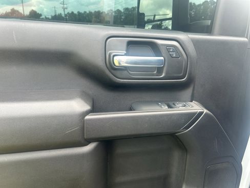 Used 2025 Chevrolet Silverado 2500 W/T RWD image 12