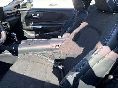 Used 2024 Ford Mustang Coupe RWD image 6