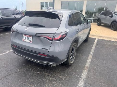 Used 2024 Honda HR-V Sport image 2