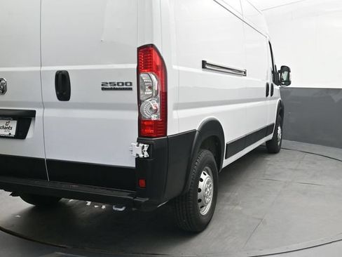 Used 2023 RAM ProMaster 2500 FWD image 7