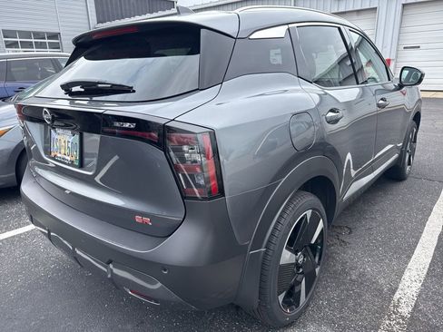 Certified 2025 Nissan Kicks SR image 5