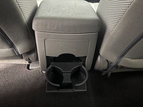 Used 2018 Nissan Frontier SV image 25