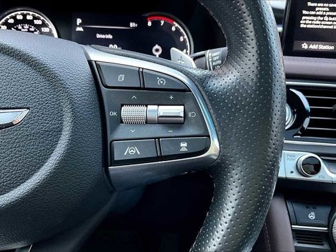 Used 2022 Genesis G70 2.0T w/ Prestige Package image 24