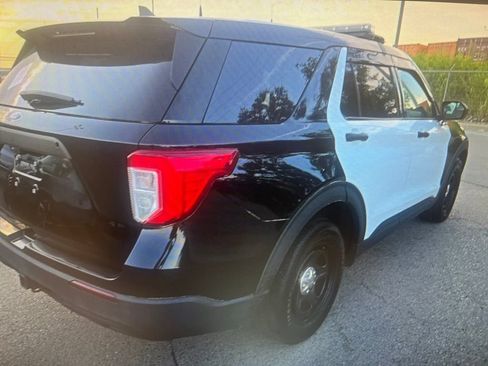 Used 2022 Ford Explorer 4WD Police Interceptor image 2