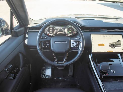 Used 2025 Land Rover Range Rover Sport Autobiography image 13