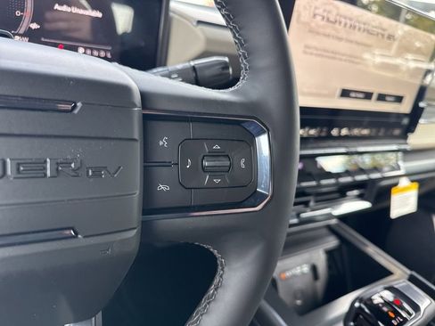 New 2026 GMC Hummer EV SUV image 17