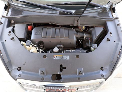 Used 2014 GMC Acadia Denali image 12