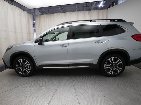 Used 2025 Subaru Ascent Limited w/ Popular Package #2 AWD/4WD image 24