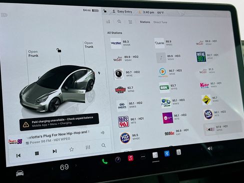 Used 2023 Tesla Model 3 Standard Range RWD image 19
