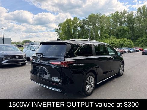 Used 2022 Toyota Sienna Limited AWD/4WD image 4