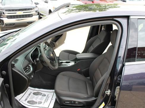 Used 2023 Chevrolet Malibu LT FWD image 12
