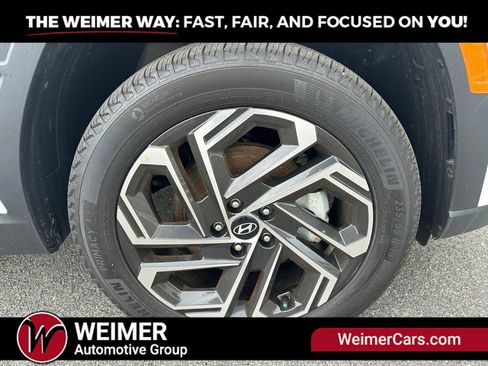 Used 2025 Hyundai Tucson Limited AWD/4WD image 25