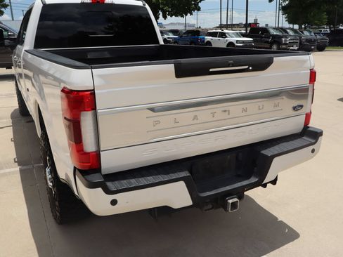 Used 2019 Ford F350 Platinum w/ Platinum Ultimate Package AWD/4WD image 27