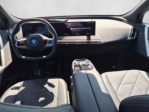 Certified 2024 BMW iX xDrive50 w/ Sport Package AWD/4WD image 18
