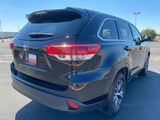 Used 2019 Toyota Highlander FWD V6 image 6