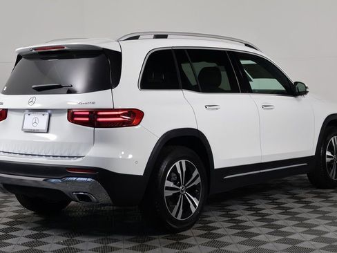 New 2026 Mercedes-Benz GLB 250 4MATIC image 2