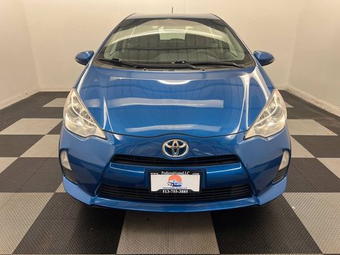 Used 2013 Toyota Prius C Three image 2