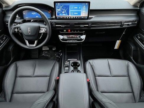 New 2026 Lincoln Corsair Grand Touring AWD/4WD image 26