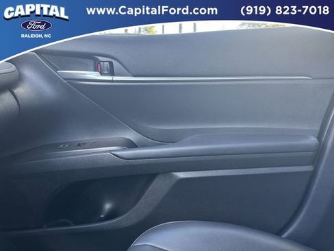 Used 2024 Toyota Camry SE image 27