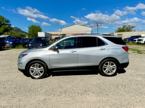 Used 2019 Chevrolet Equinox Premier AWD/4WD image 2