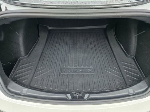 Used 2021 Tesla Model 3 Standard Range Plus image 14