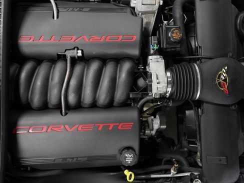 Used 2003 Chevrolet Corvette Convertible w/ Preferred Equipment Group1 RWD image 25