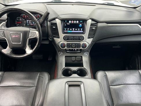 Used 2020 GMC Yukon XL SLT image 13