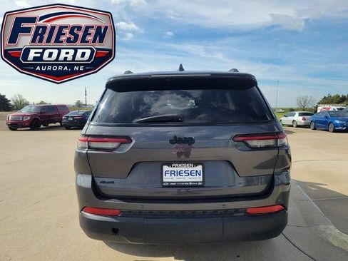 Used 2024 Jeep Grand Cherokee L Laredo AWD/4WD image 6