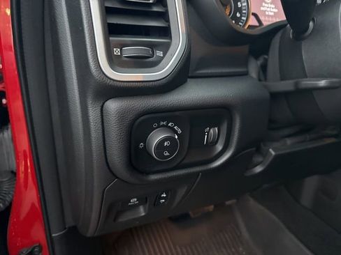 Used 2021 RAM 1500 Big Horn image 11