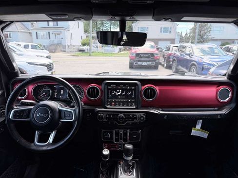 Used 2021 Jeep Wrangler Unlimited Rubicon AWD/4WD image 33
