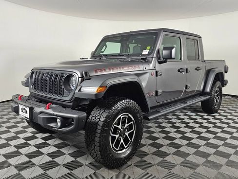 Used 2025 Jeep Gladiator Rubicon w/ Safety Group image 7