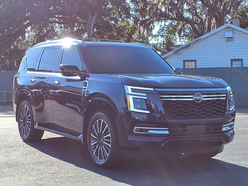 Used 2025 Nissan Armada Platinum Reserve image 33