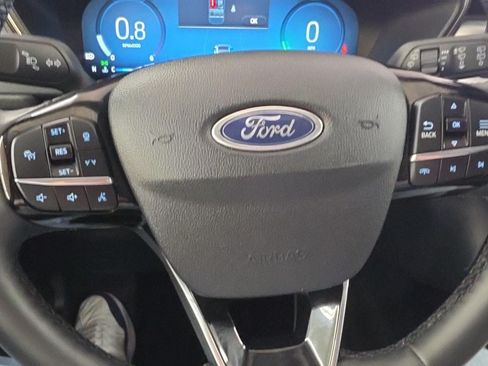 Used 2025 Ford Escape Platinum AWD/4WD image 8