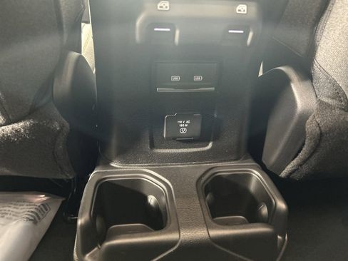 New 2025 Jeep Wrangler Sahara w/ Technology Group image 27