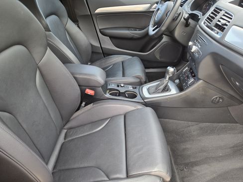 Used 2018 Audi Q3 2.0T Premium w/ Convenience Package FWD image 10