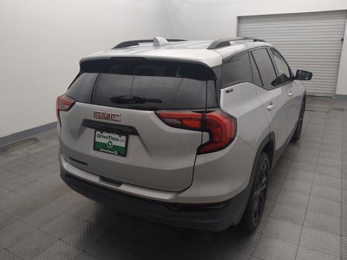 Used 2020 GMC Terrain SLE w/ Driver Convenience Package FWD image 7