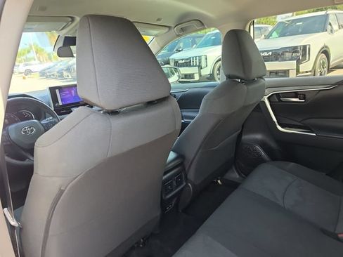 Used 2024 Toyota RAV4 XLE FWD image 12