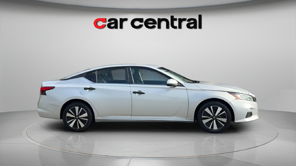 Used 2021 Nissan Altima 2.5 SV AWD/4WD image 6