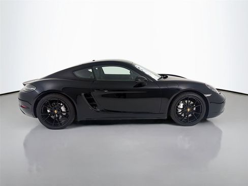 Used 2022 Porsche 718 Cayman w/ Premium Package image 21