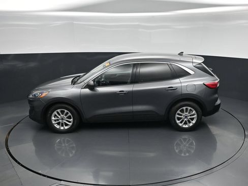 Used 2022 Ford Escape SE FWD image 37