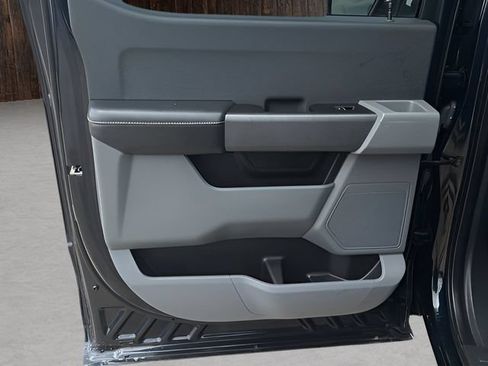 Used 2021 Ford F150 XLT RWD image 16