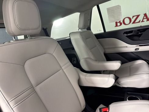 New 2025 Lincoln Aviator Premiere image 23