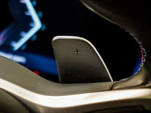 Used 2023 BMW X7 M60i w/ Executive Package image 21